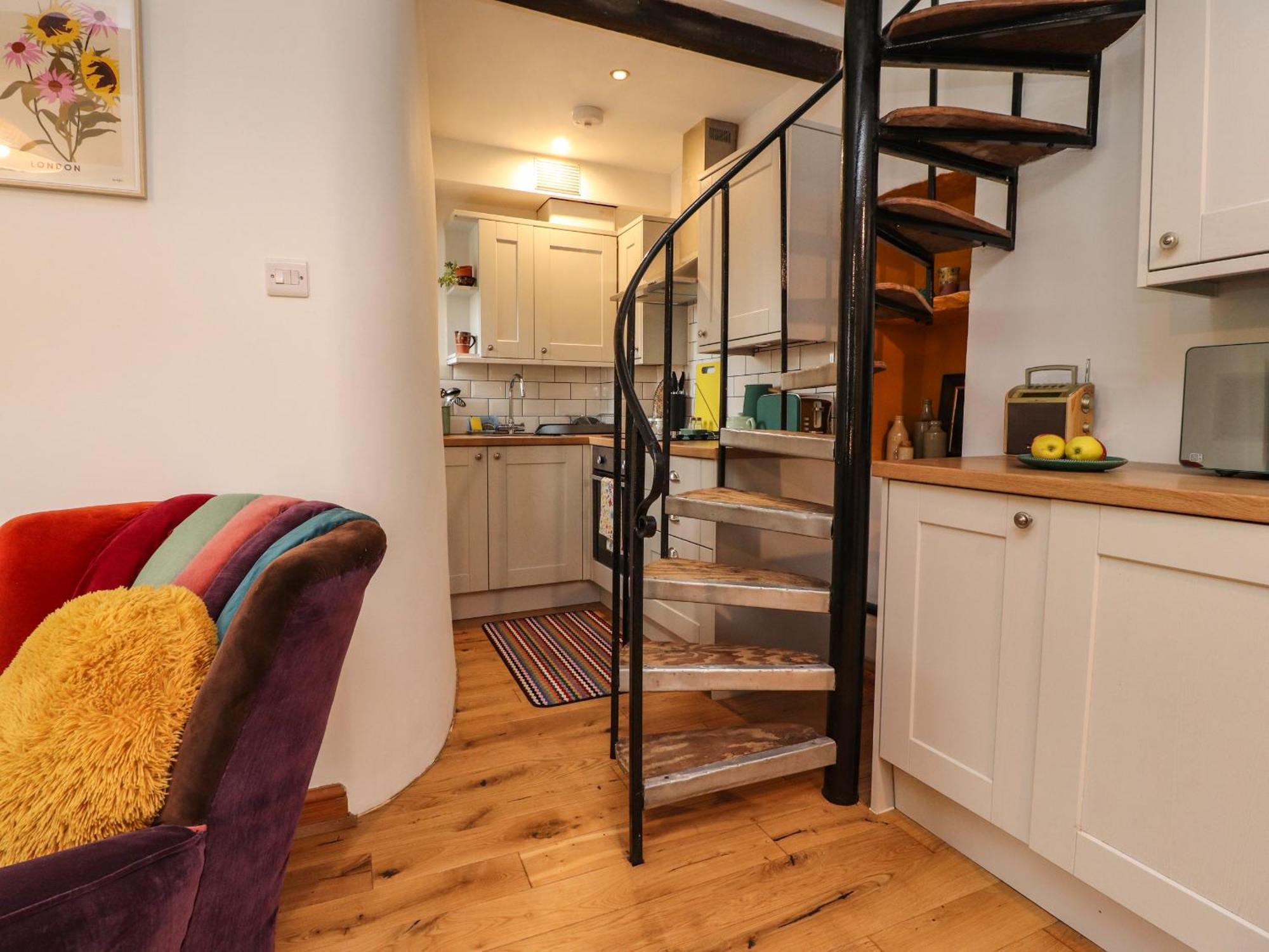 Holiday home Inglenook