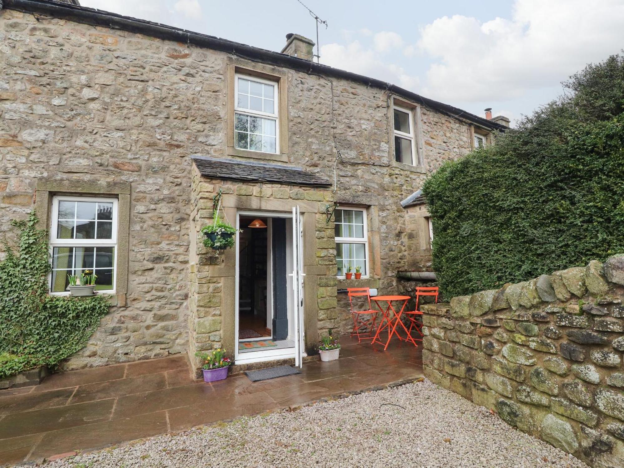 Holiday home Inglenook